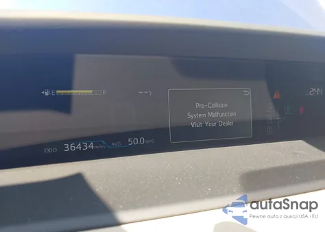 2018 Toyota Prius Three из США, поврежденный, VIN JTDKARFU6J3065150